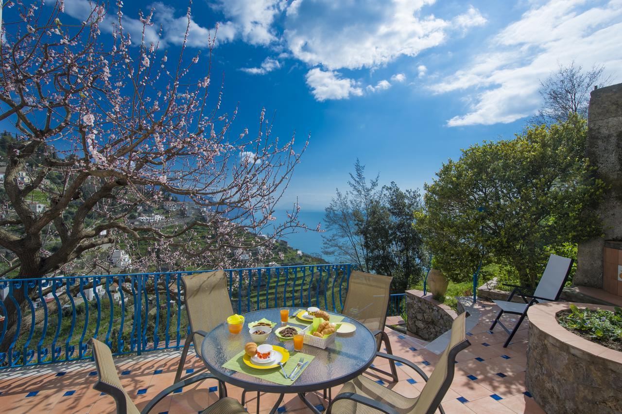 Appartement Casa Pina à Amalfi Extérieur photo