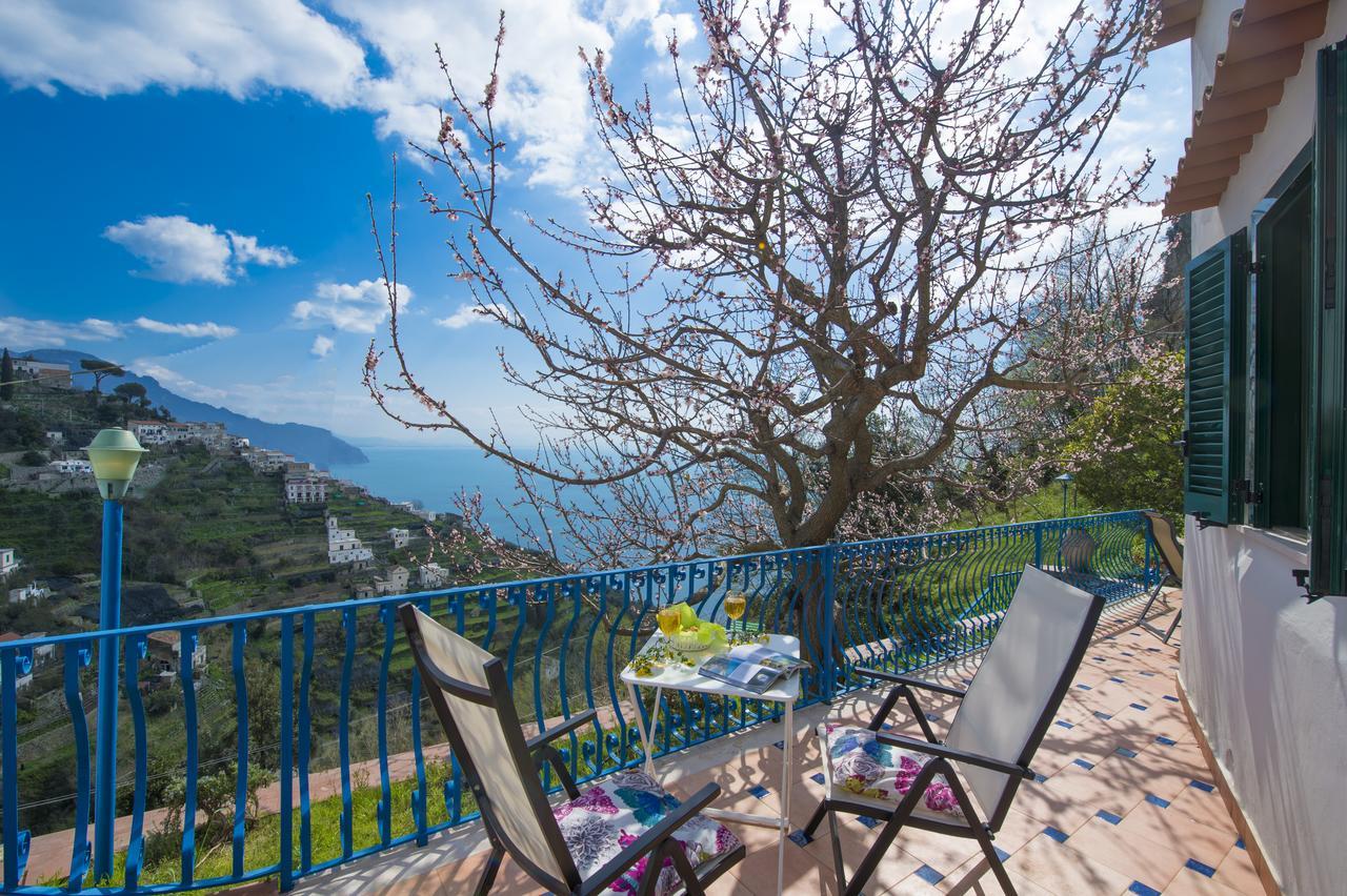 Appartement Casa Pina à Amalfi Extérieur photo