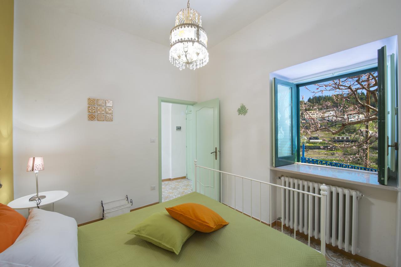 Appartement Casa Pina à Amalfi Extérieur photo